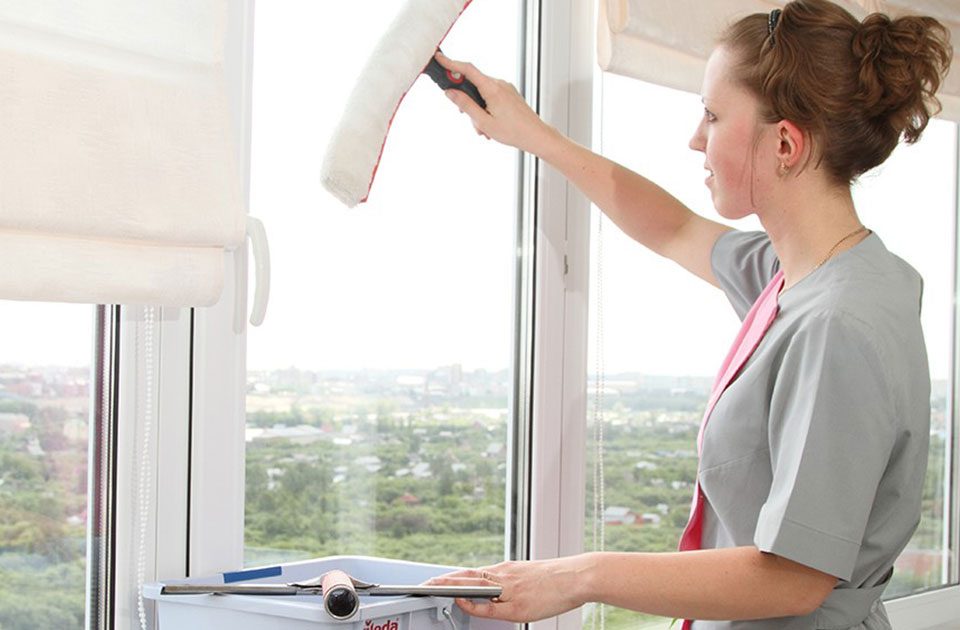 ikkunanpesu yrityksille artikelikuva